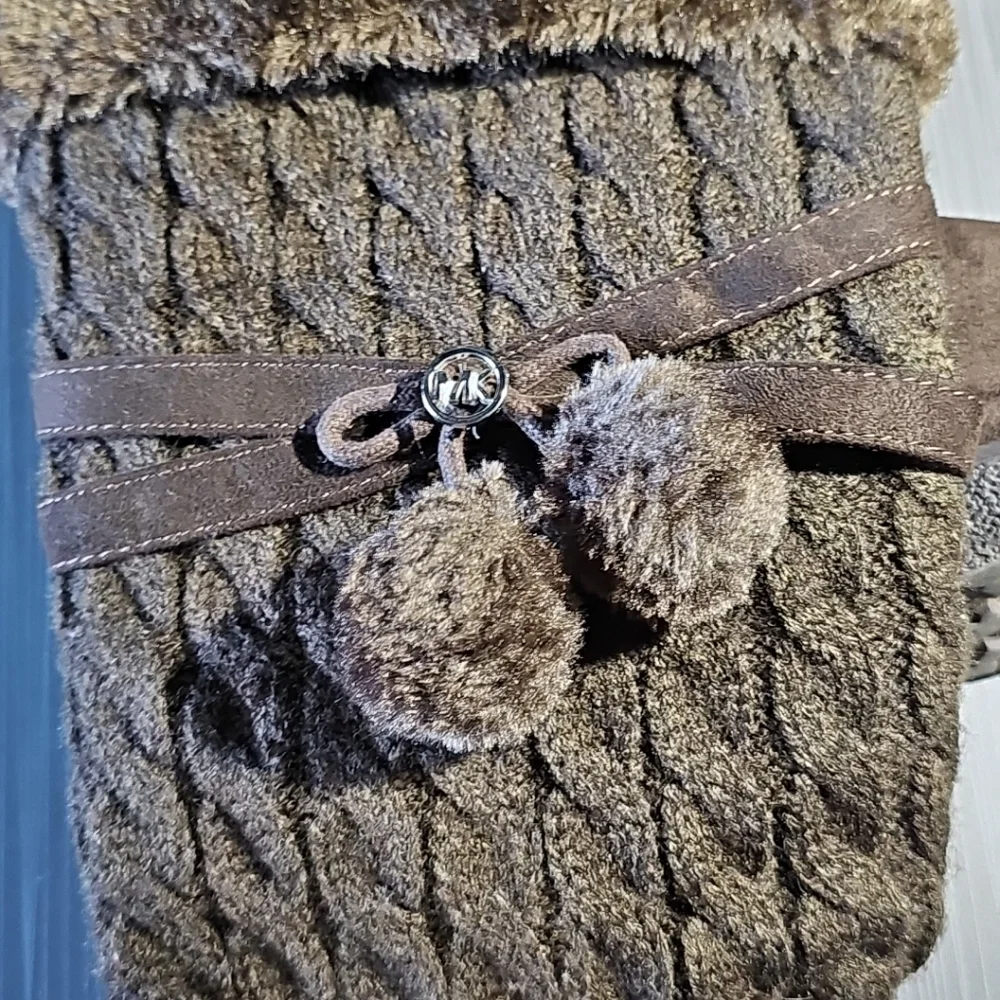 Michael Kors Kendall Update Brown Cable Knit Boots W/Pom Poms Size 5 EUC‎
